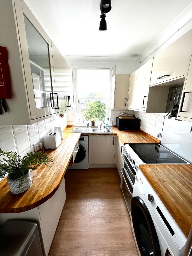 Modern 2-Bed Flat In Town Centre Apartment Oban Exterior photo